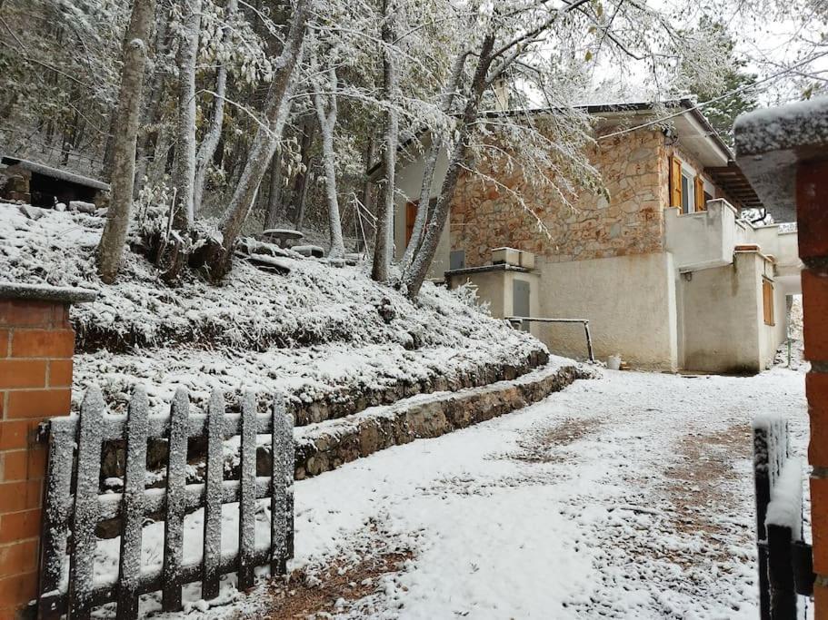 L'Angolo Nel Bosco Villa Sarnano Exterior photo